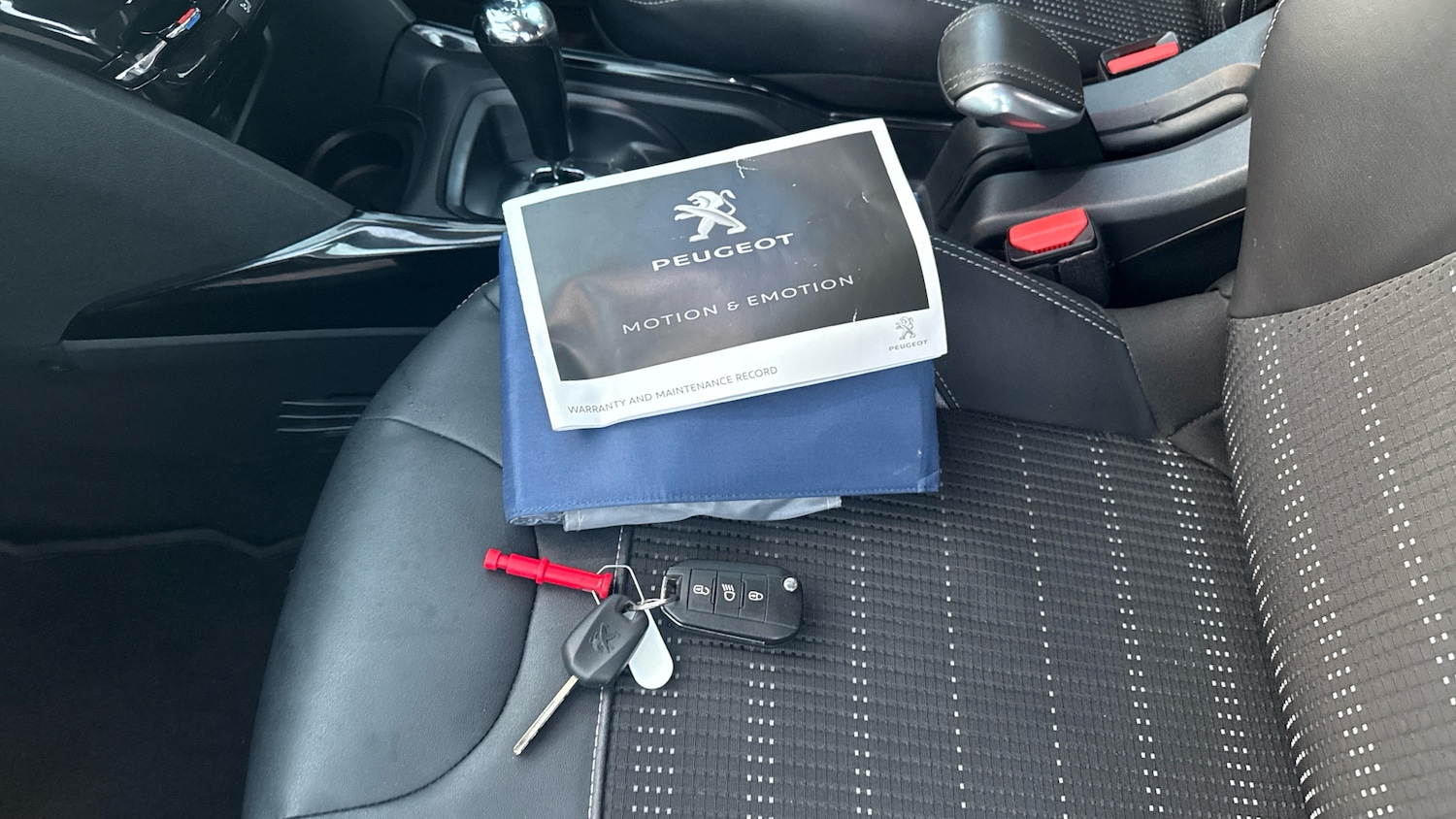 Used Peugeot 2008 2015 for sale - 76882294: Photo 19