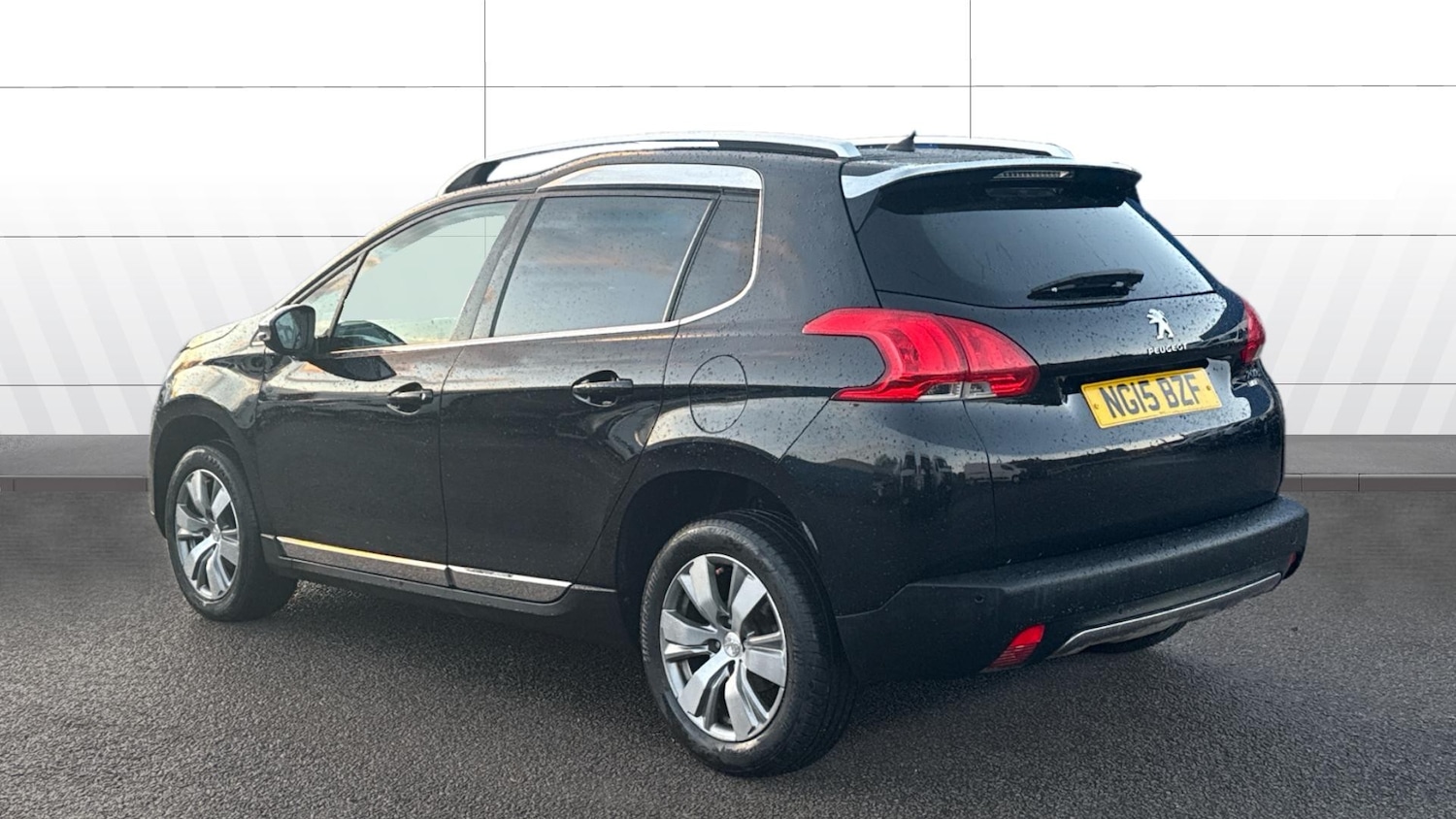 Used Peugeot 2008 2015 for sale - 76882294: Photo 2