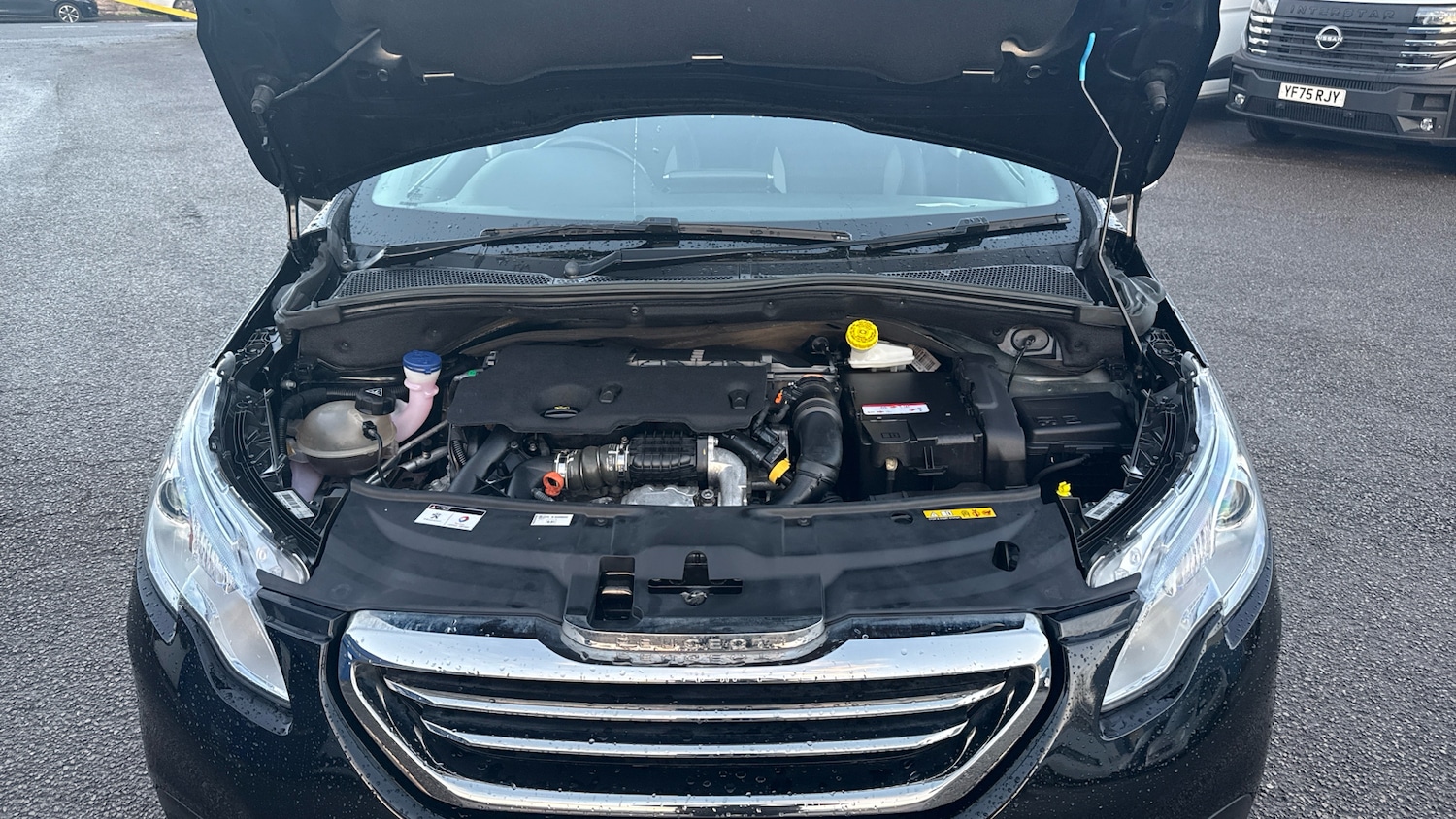 Used Peugeot 2008 2015 for sale - 76882294: Photo 8