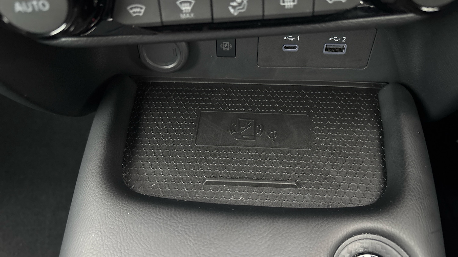 Used Nissan Juke 2024 for sale - 77260703: Photo 33