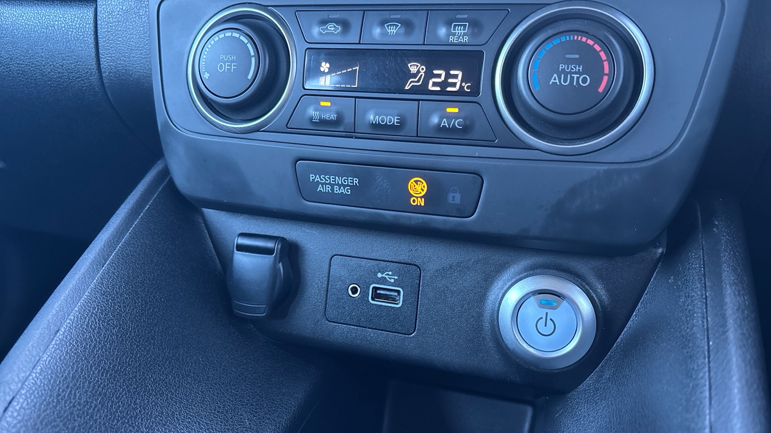 Used Nissan Leaf 2023 for sale - 77603589: Photo 32