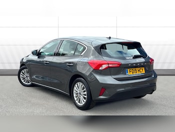 Used Ford Focus 2019 for sale - 79136804: Photo