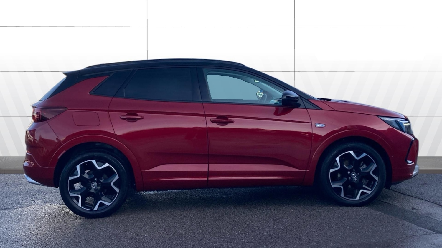 Used Vauxhall Grandland 2024 for sale - 76958438: Photo 5