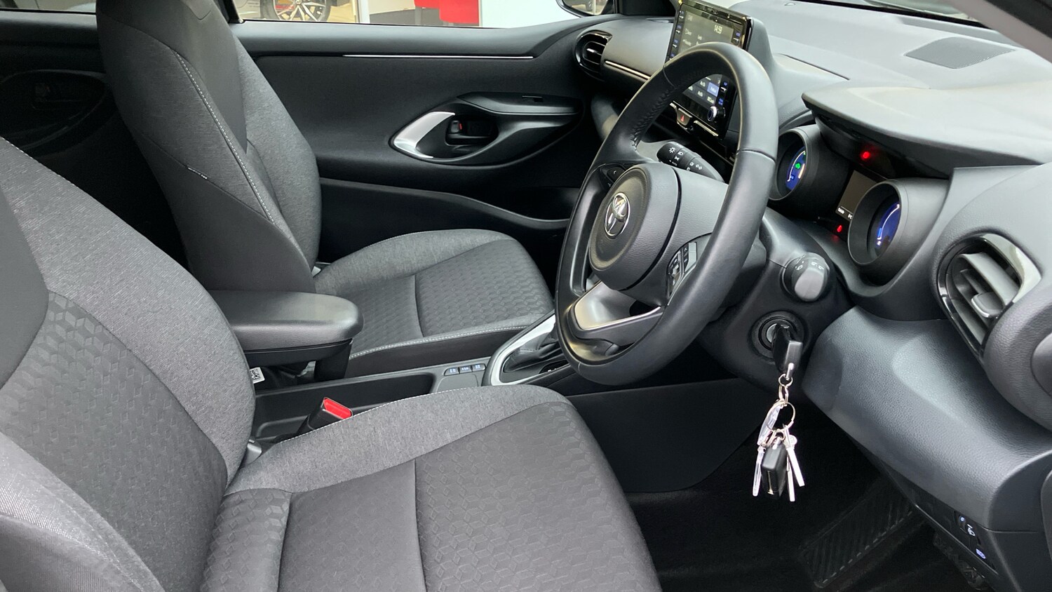 Used Toyota Yaris 2022 for sale - 77505609: Photo 11