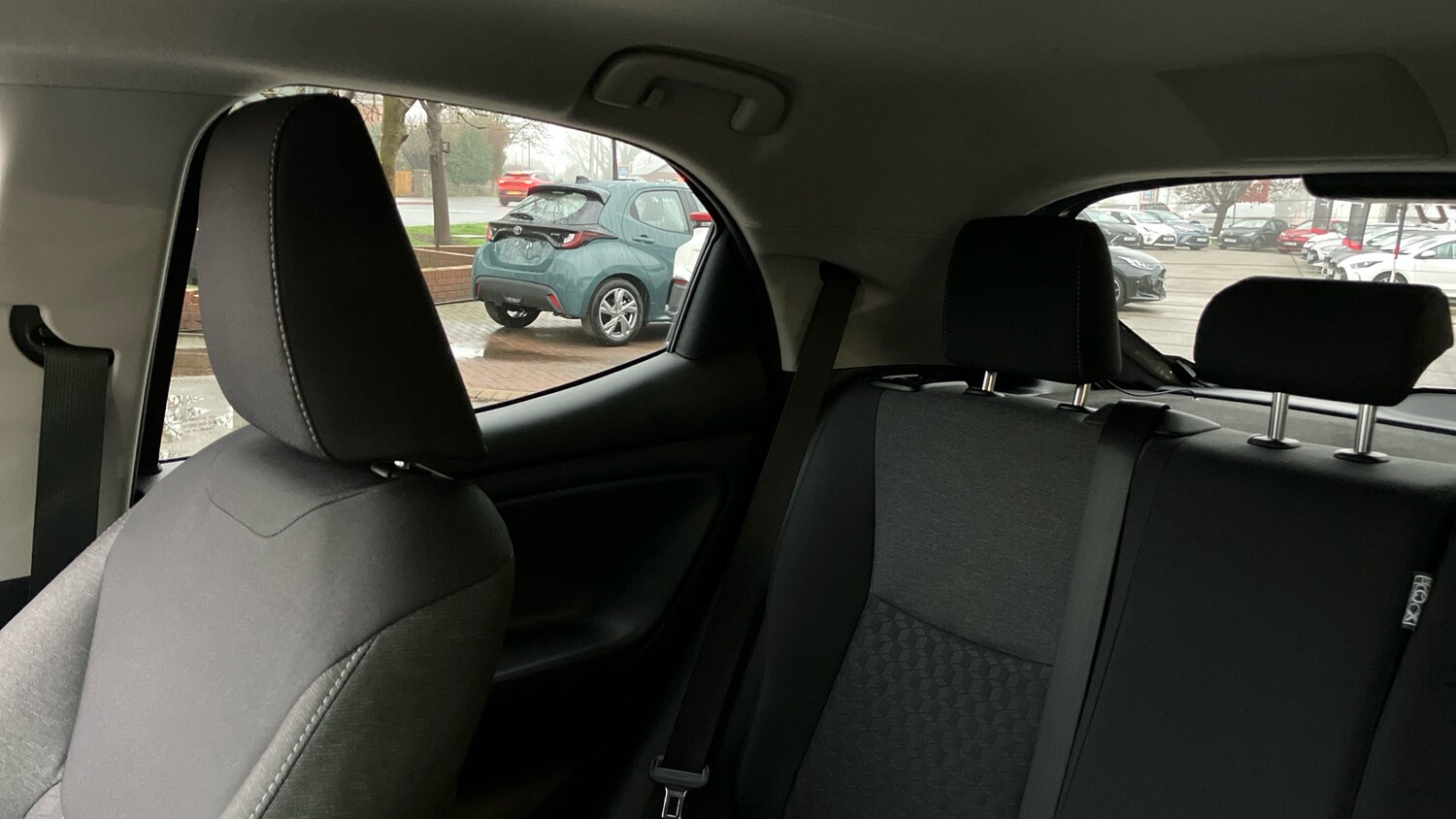 Used Toyota Yaris 2022 for sale - 77505609: Photo 24