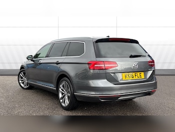 Used Volkswagen Passat 2016 for sale - 75874708: Photo