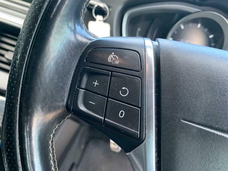 Used Volvo V40 2015 for sale - 78073668: Photo 12