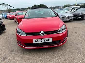 Used Volkswagen Golf 2017 for sale - 78909071: Photo