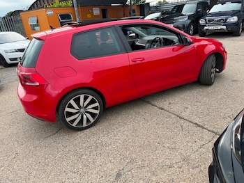 Used Volkswagen Golf 2017 for sale - 78909071: Photo