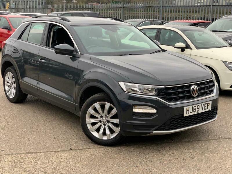 Used Volkswagen T-Roc 2019 for sale - 78073692: Photo 1