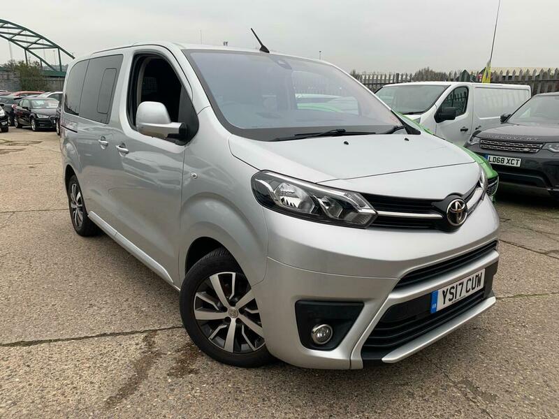 Used Toyota PROACE CITY Verso 2017 for sale - 78073650: Photo 1