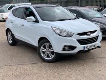 2011 (11) - 1.7 CRDi Premium 5dr 2WD