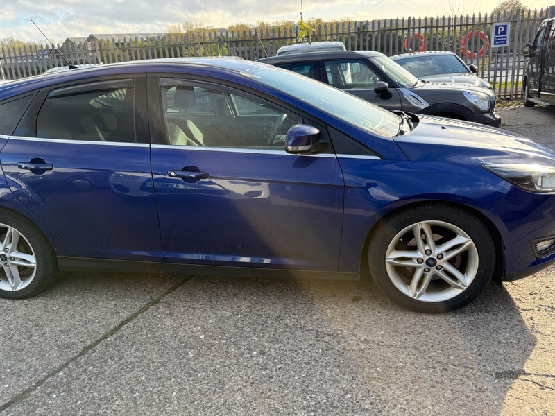 Used Ford Focus 2015 for sale - 78219460: Photo 5
