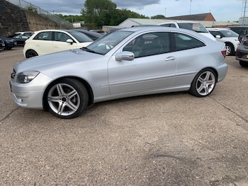 Used Mercedes-Benz CLC 2010 for sale - 75214561: Photo