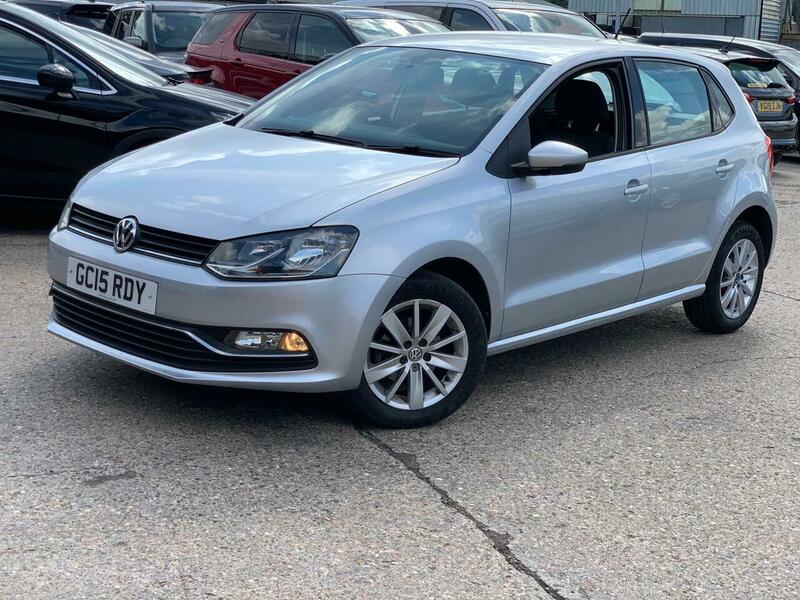 Used Volkswagen Polo 2015 for sale - 78069670: Photo 3