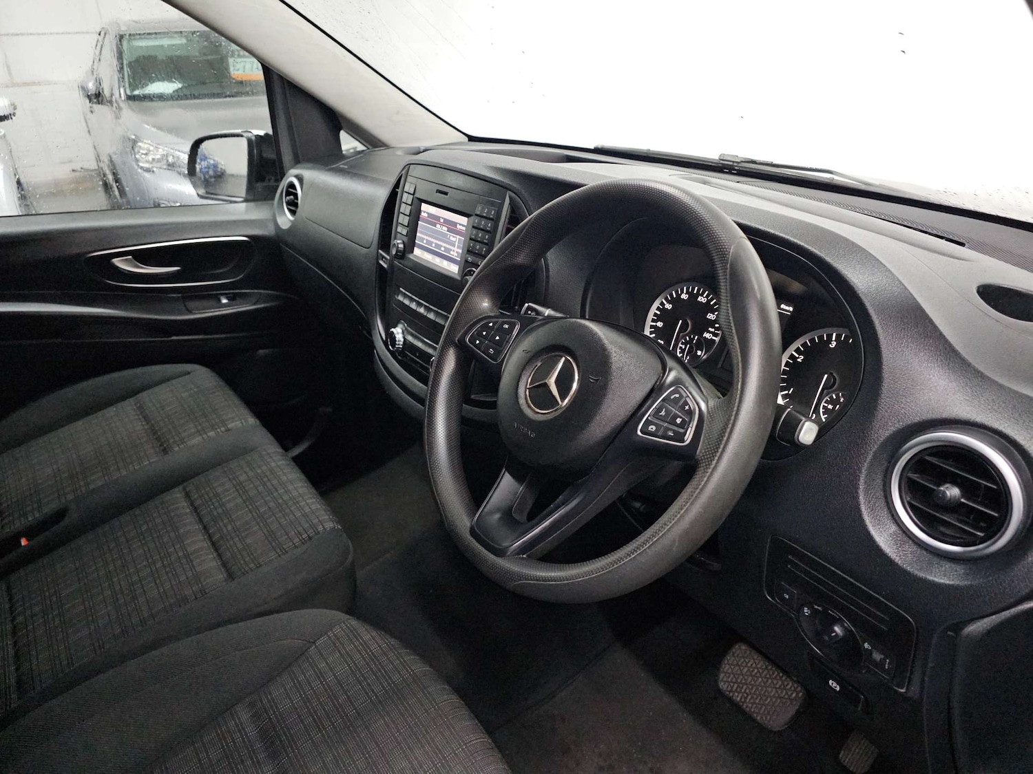 Used Mercedes-Benz Vito 2019 for sale - 77905939: Photo 12