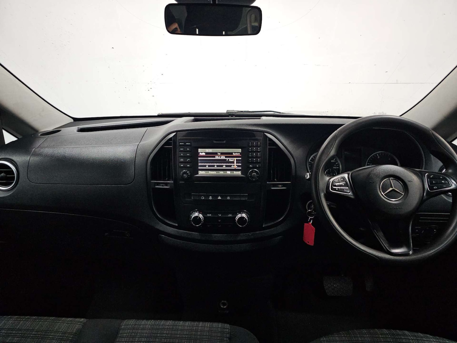 Used Mercedes-Benz Vito 2019 for sale - 77905939: Photo 2