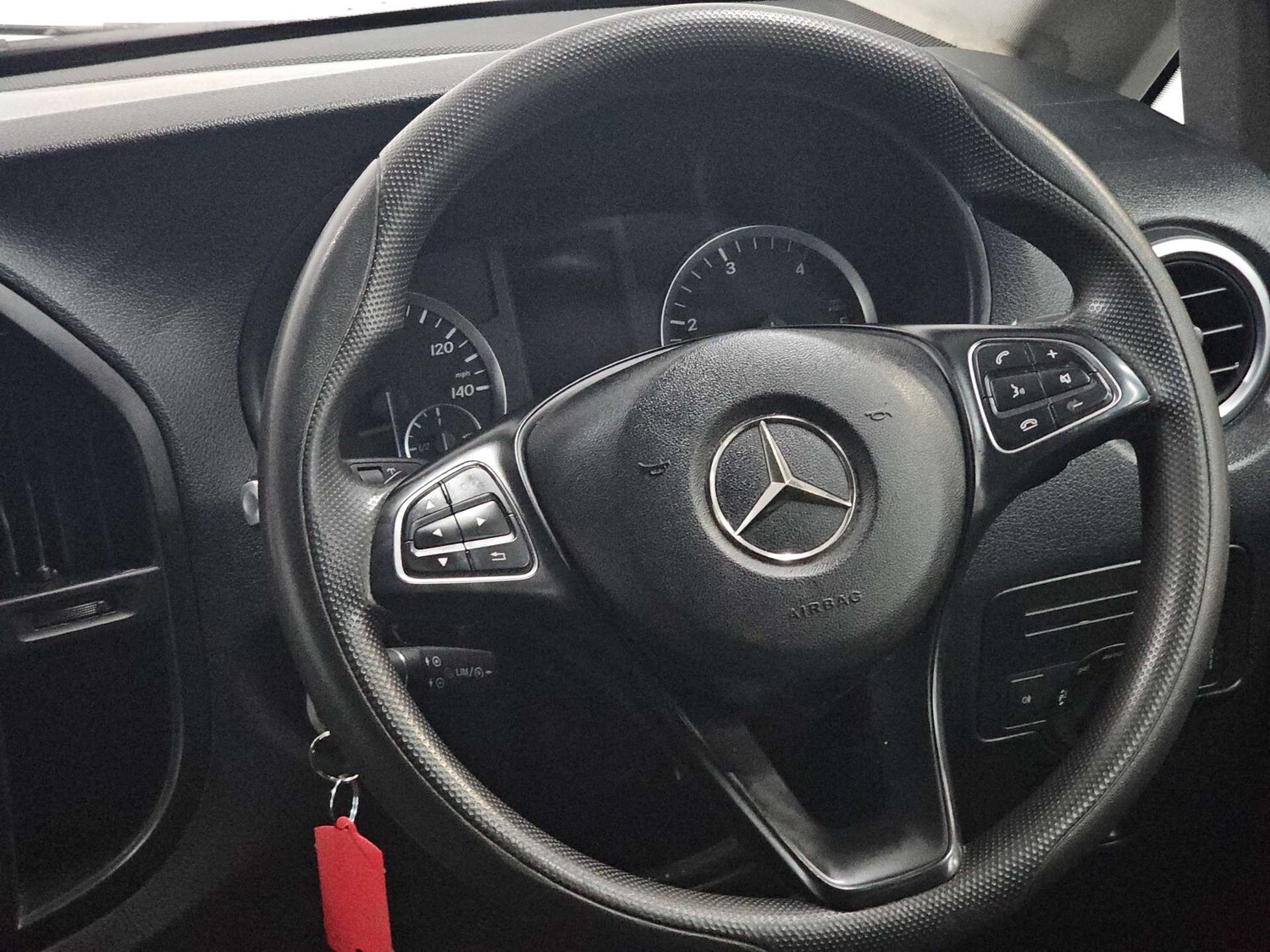 Used Mercedes-Benz Vito 2019 for sale - 77905939: Photo 22