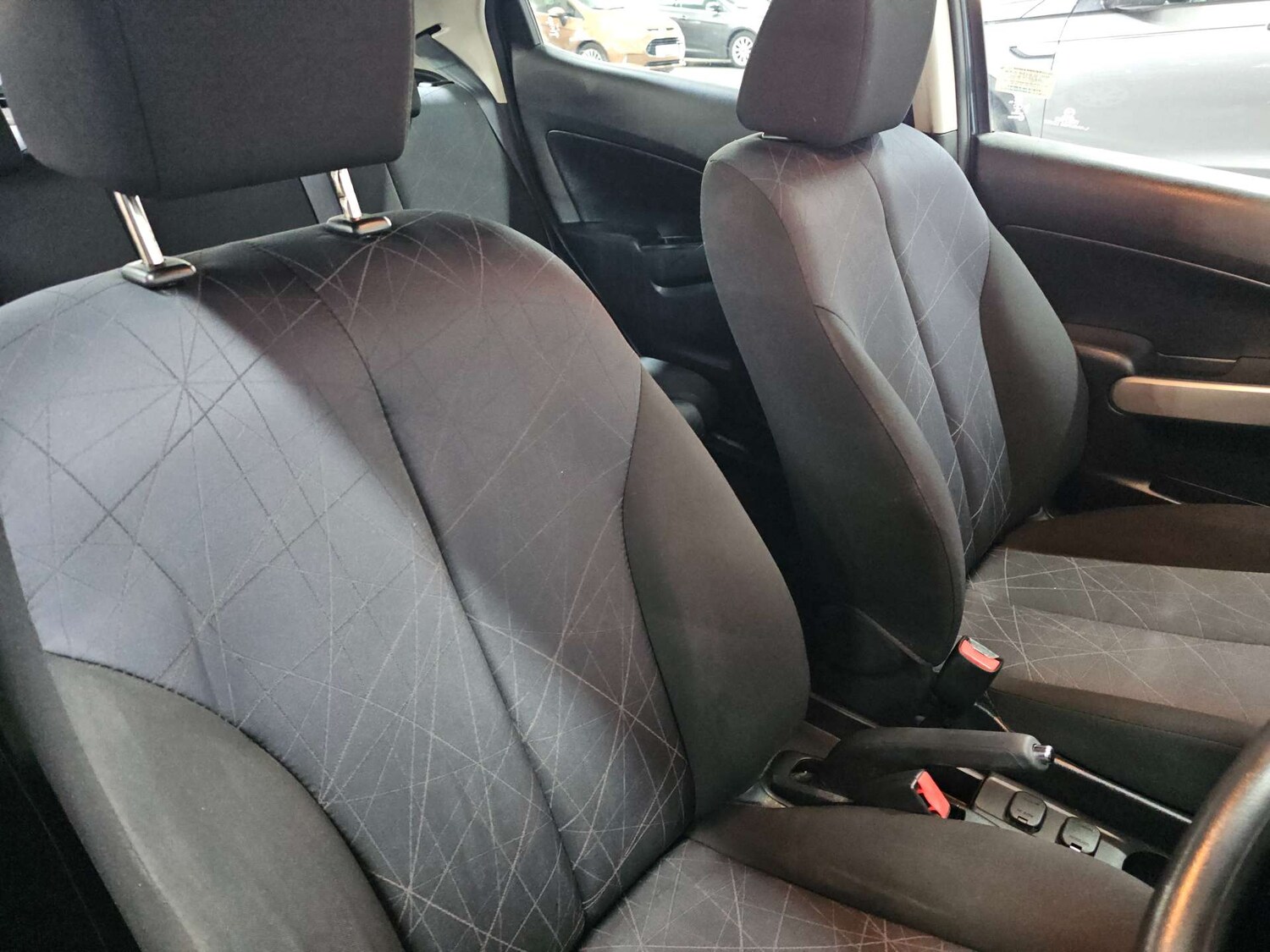 Used Mazda Mazda2 2012 for sale - 77905832: Photo 16