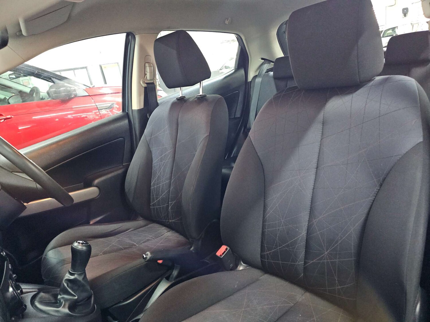 Used Mazda Mazda2 2012 for sale - 77905832: Photo 29