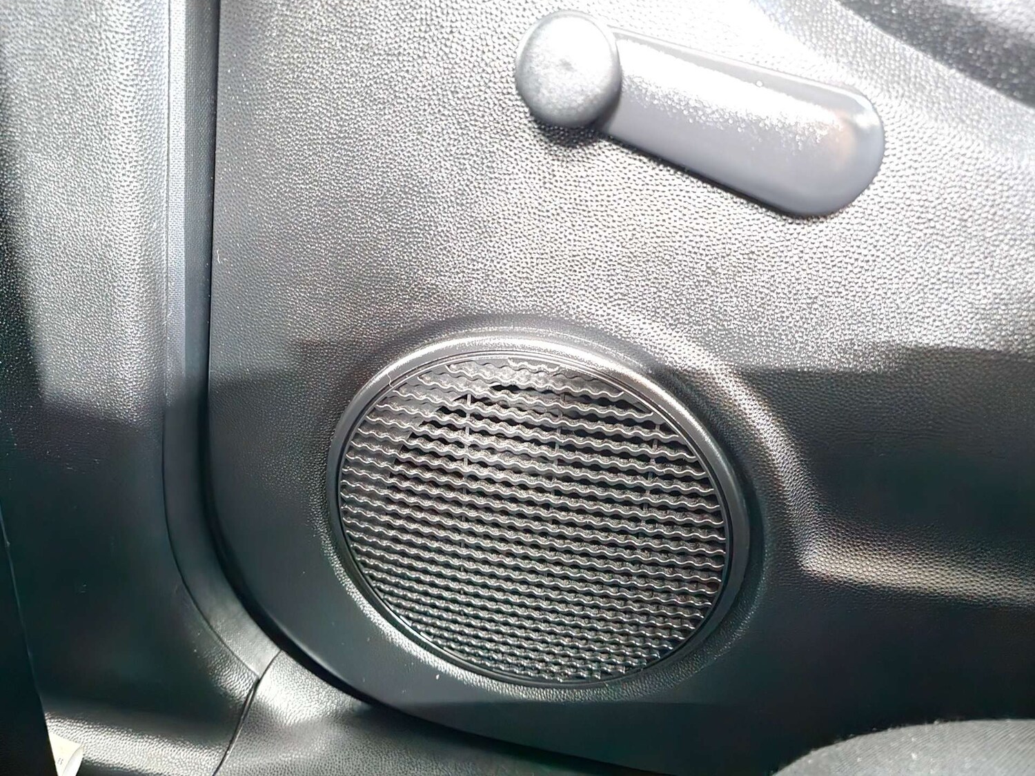 Used Mazda Mazda2 2012 for sale - 77905832: Photo 39