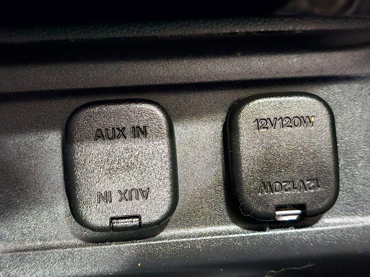 Used Mazda Mazda2 2012 for sale - 77905832: Photo 57