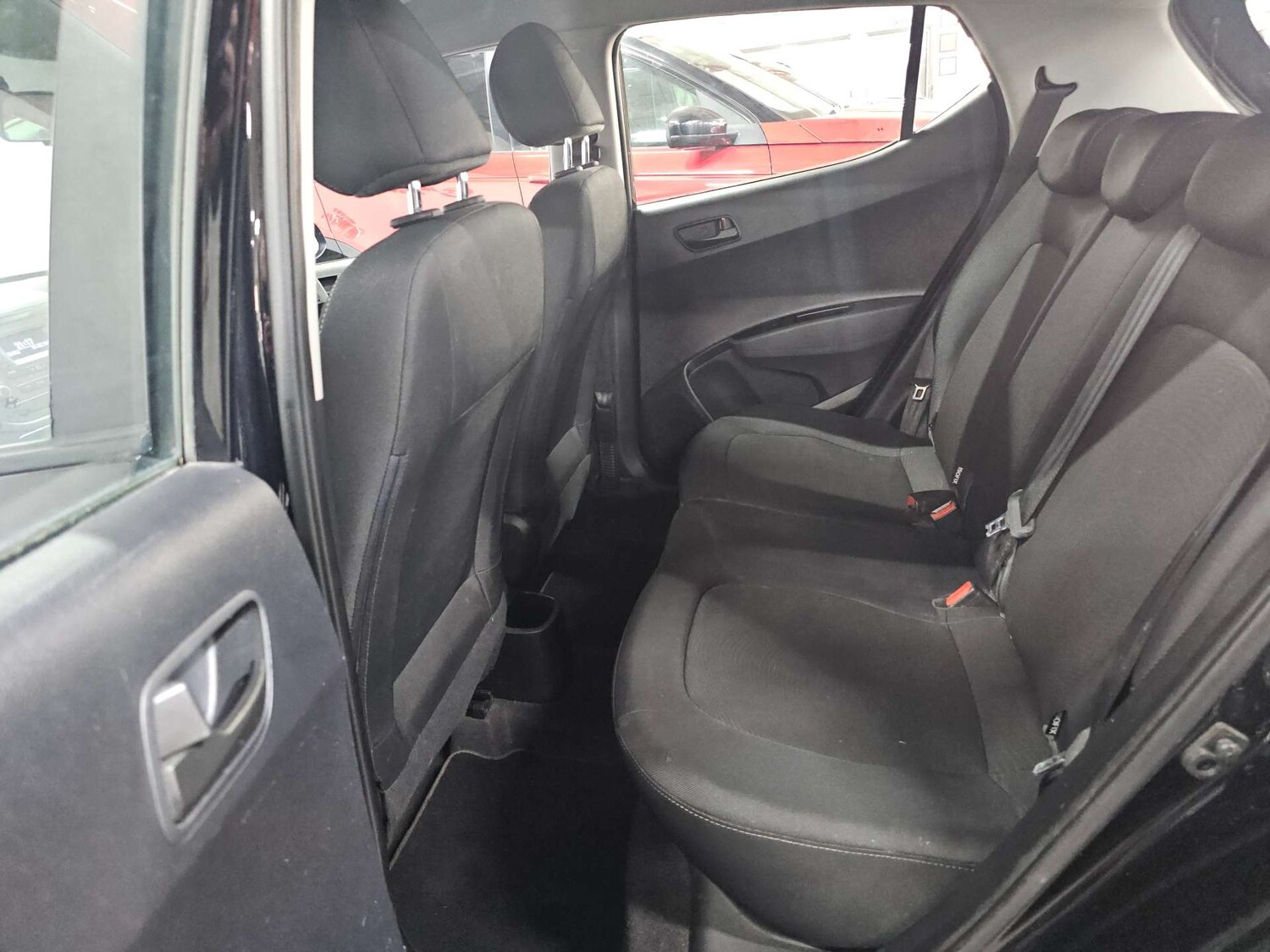 Used Hyundai i10 2017 for sale - 77905839: Photo 20