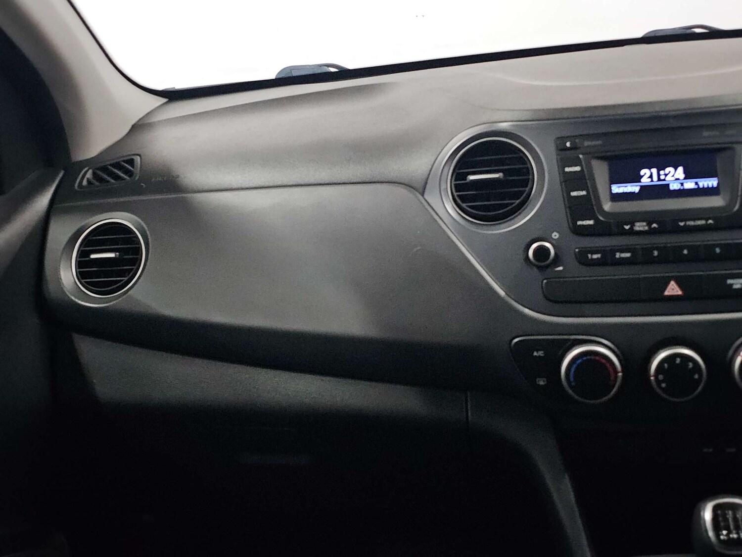 Used Hyundai i10 2017 for sale - 77905839: Photo 30