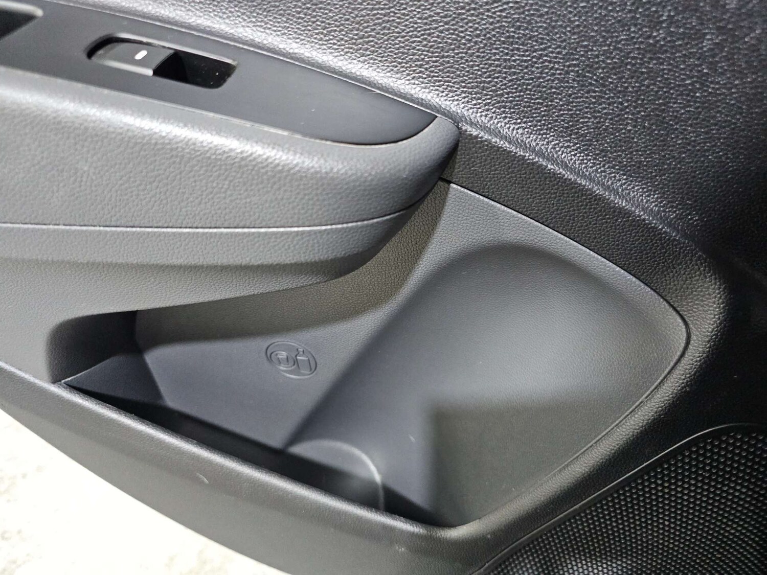 Used Hyundai i10 2017 for sale - 77905839: Photo 41