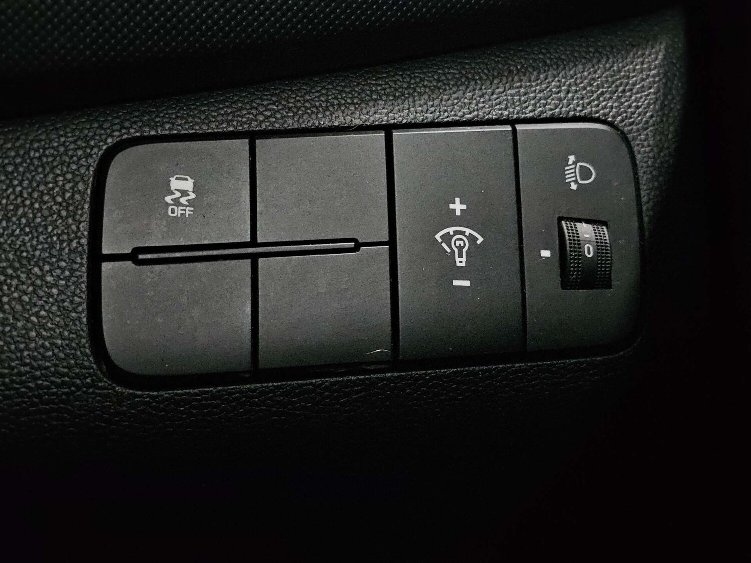 Used Hyundai i10 2017 for sale - 77905839: Photo 45