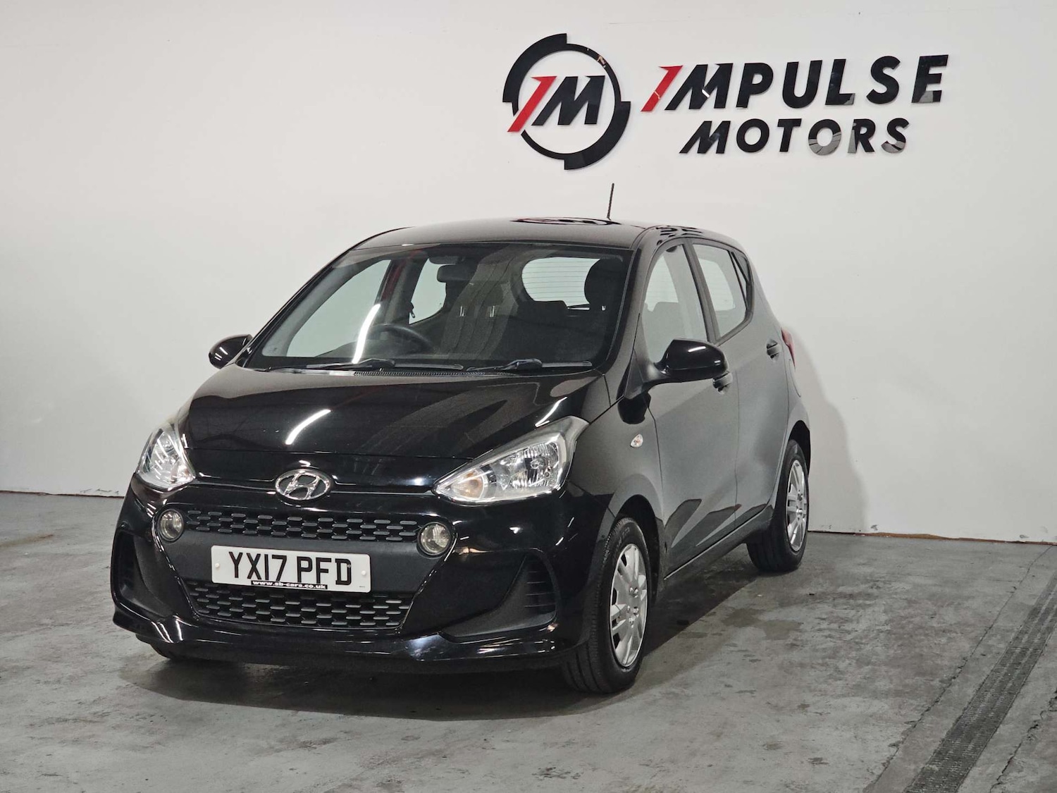 Used Hyundai i10 2017 for sale - 77905839: Photo 5