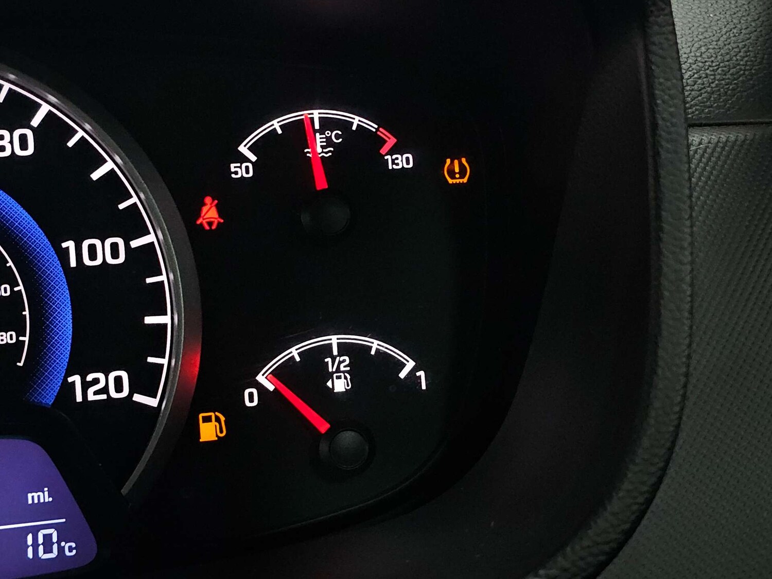 Used Hyundai i10 2017 for sale - 77905839: Photo 52