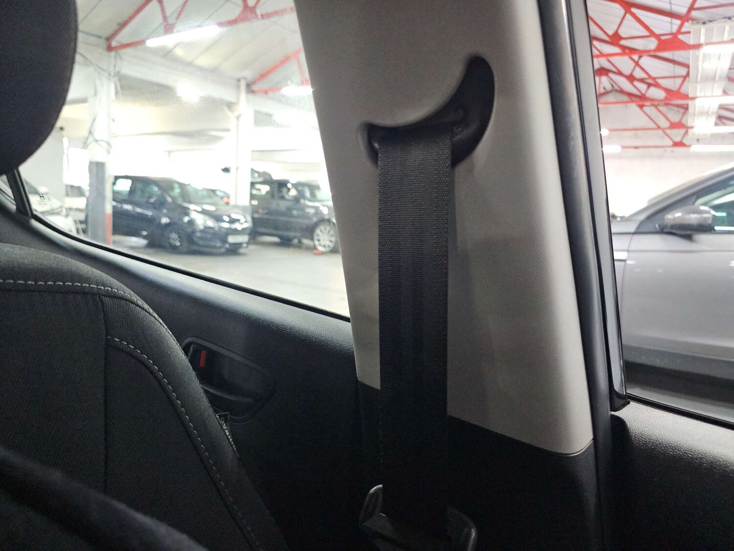 Used Hyundai i10 2017 for sale - 77905839: Photo 79