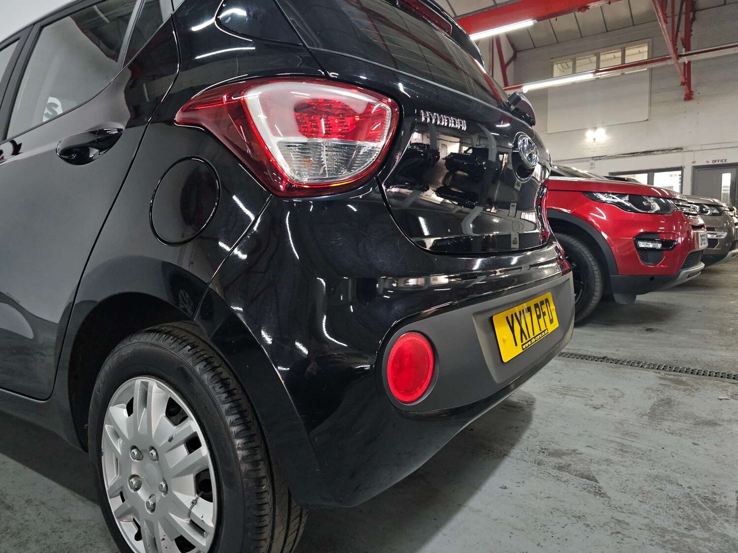 Used Hyundai i10 2017 for sale - 77905839: Photo 88