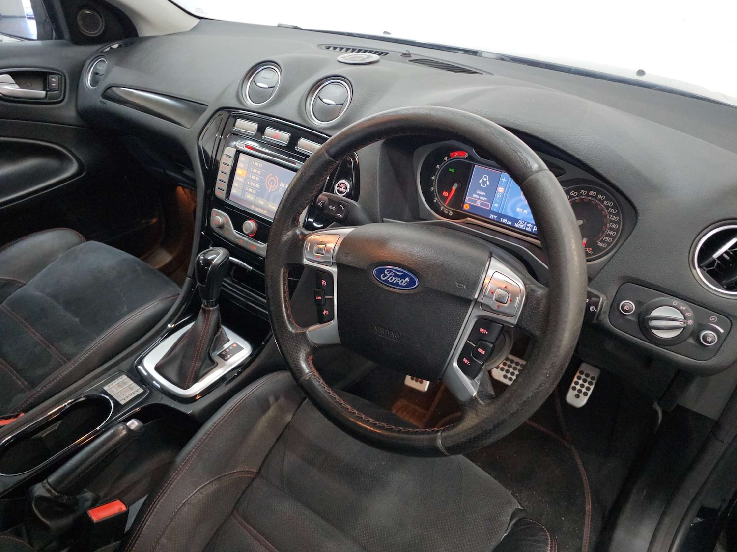 Used Ford Mondeo 2012 for sale - 77905795: Photo 14