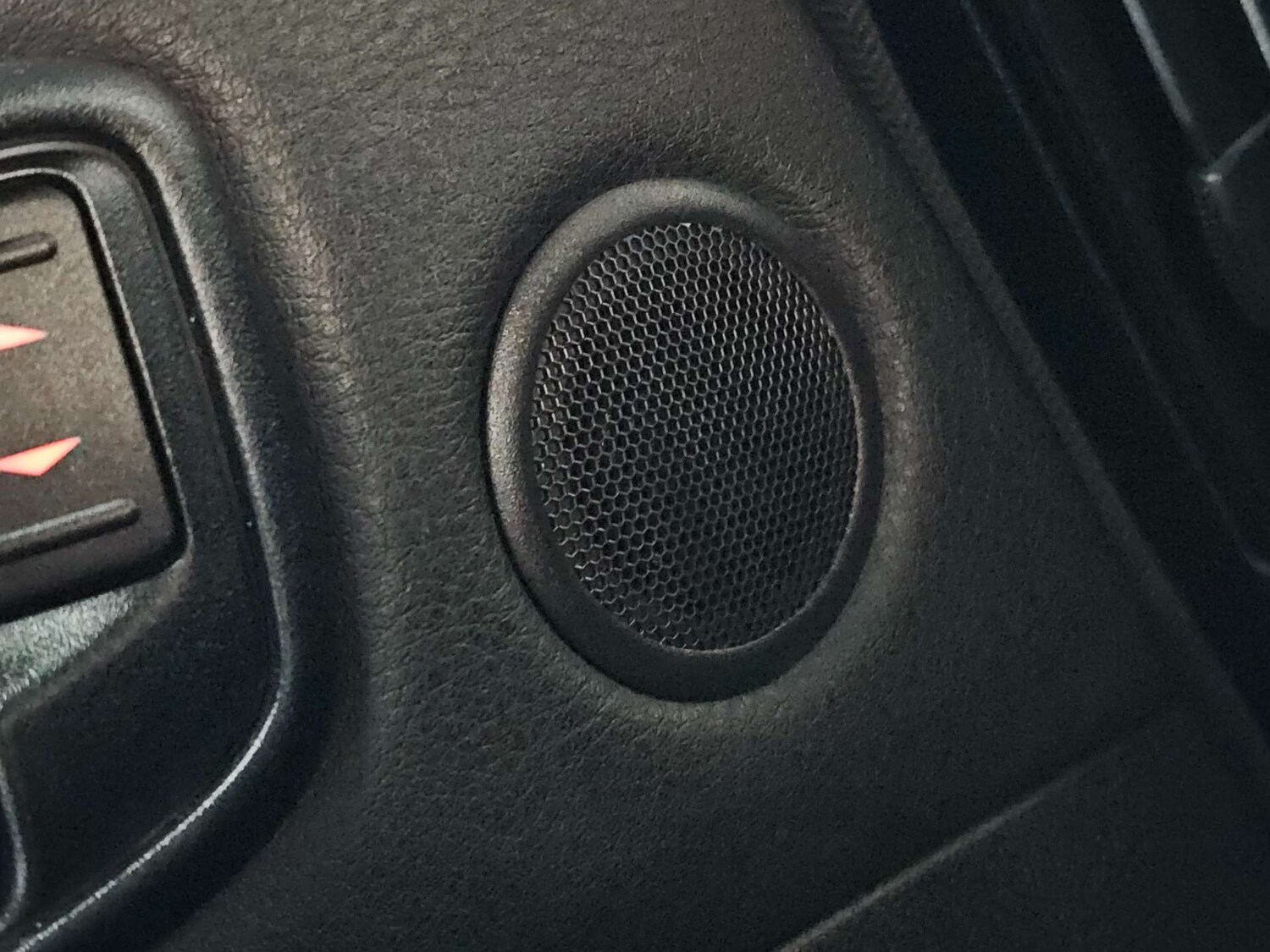 Used Ford Mondeo 2012 for sale - 77905795: Photo 28