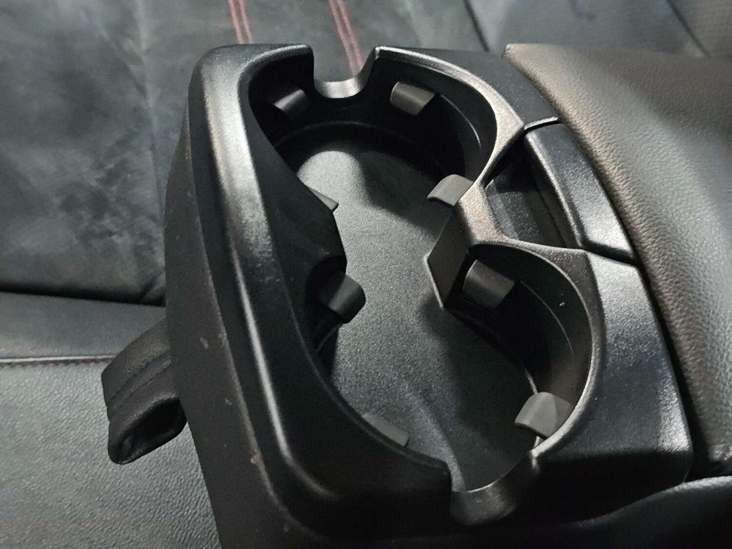 Used Ford Mondeo 2012 for sale - 77905795: Photo 33