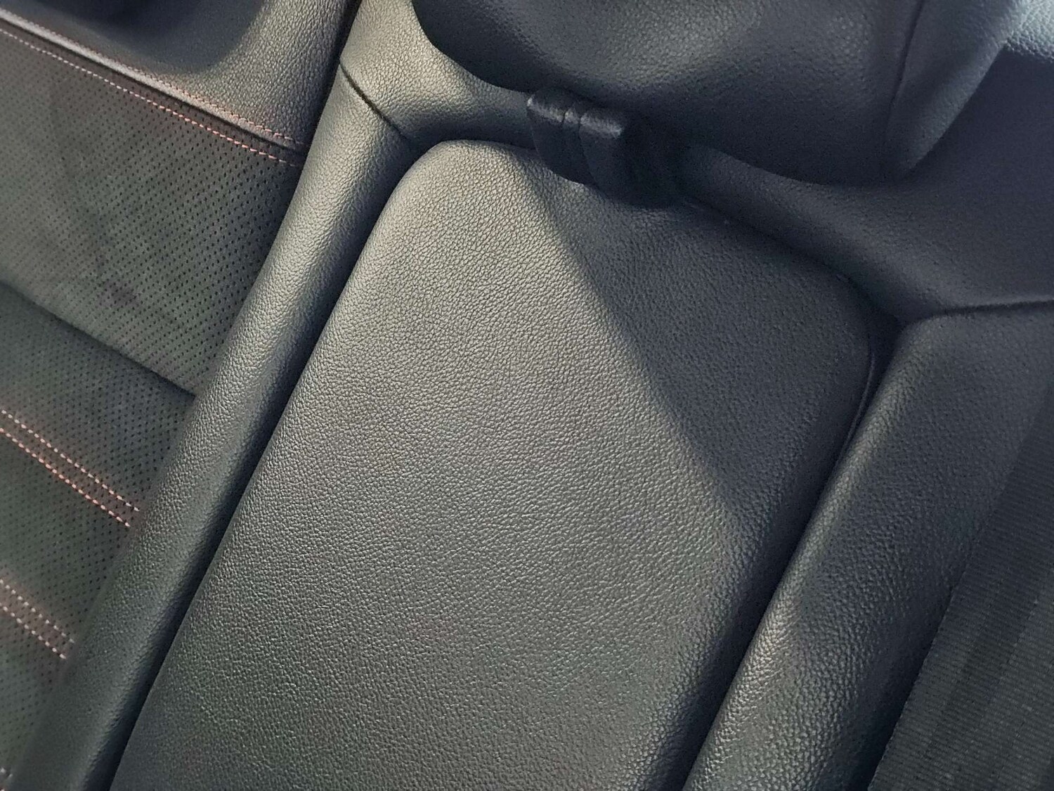 Used Ford Mondeo 2012 for sale - 77905795: Photo 34