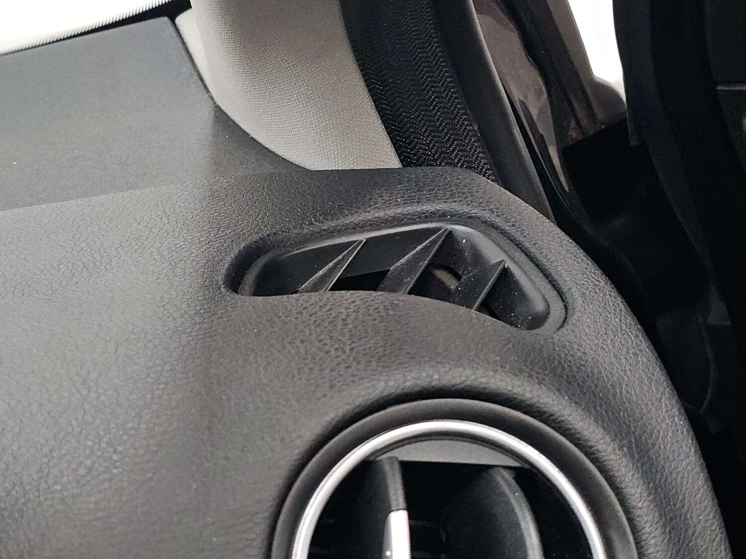 Used Ford Mondeo 2012 for sale - 77905795: Photo 50