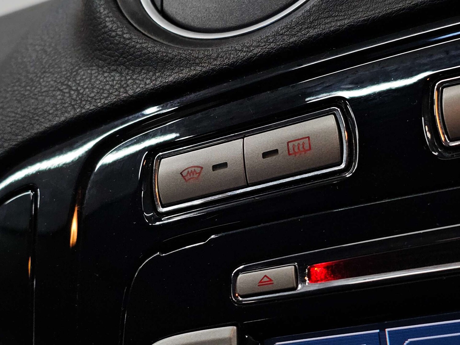 Used Ford Mondeo 2012 for sale - 77905795: Photo 67