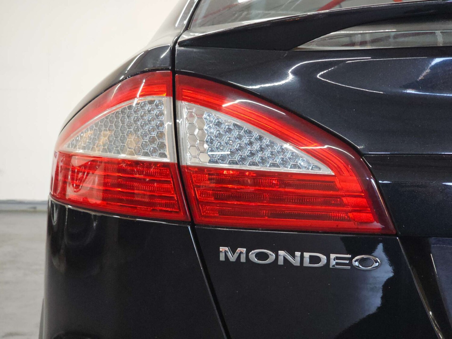 Used Ford Mondeo 2012 for sale - 77905795: Photo 94