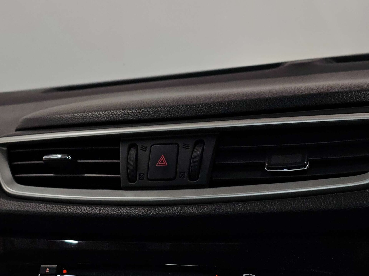 Used Nissan Qashqai 2014 for sale - 77905858: Photo 57