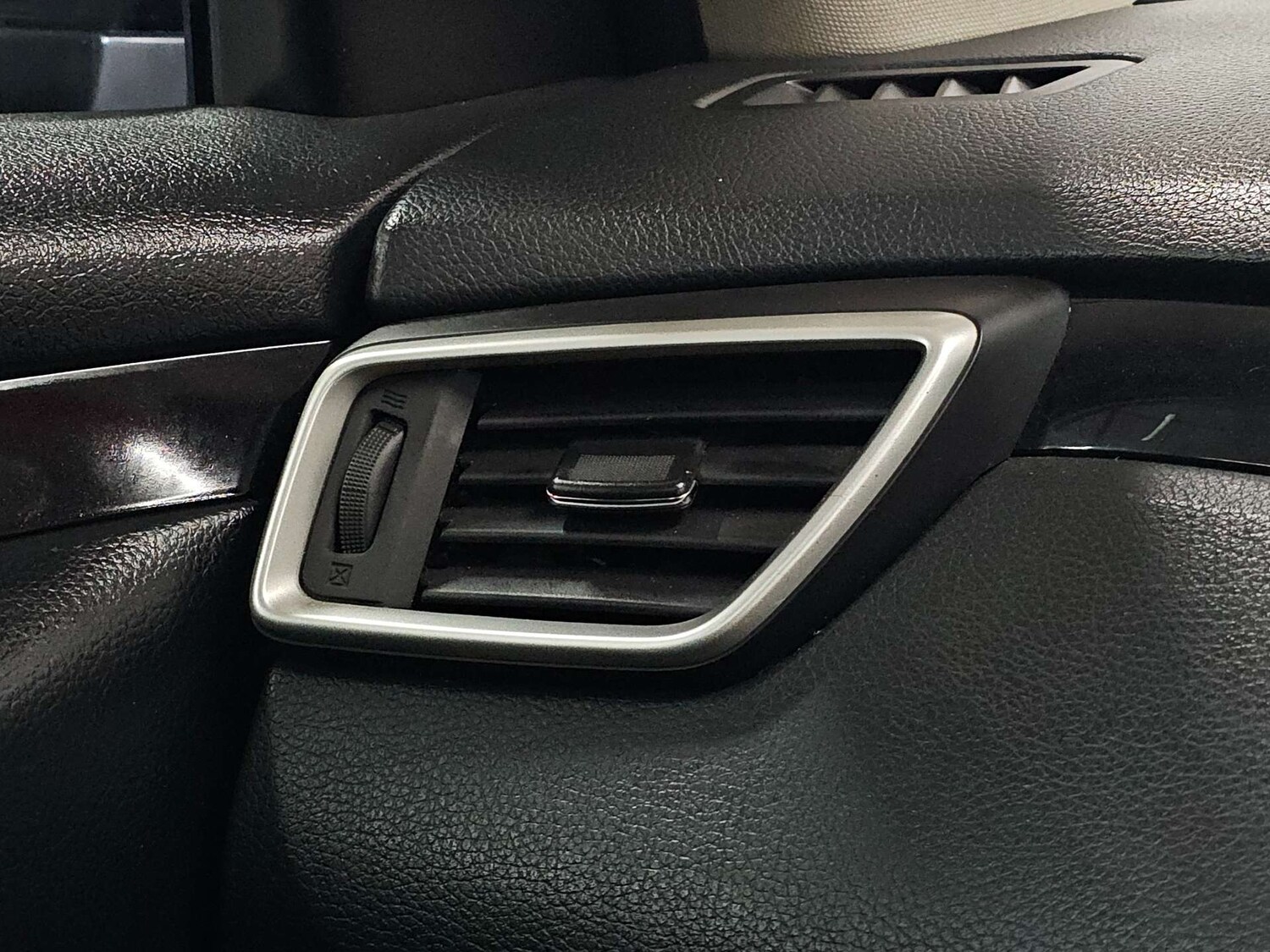 Used Nissan Qashqai 2014 for sale - 77905858: Photo 74