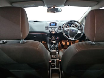Used Ford Fiesta 2015 for sale - 79549642: Photo