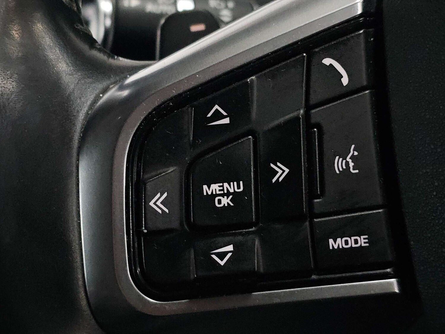 Used Land Rover Discovery Sport 2016 for sale - 77905834: Photo 21