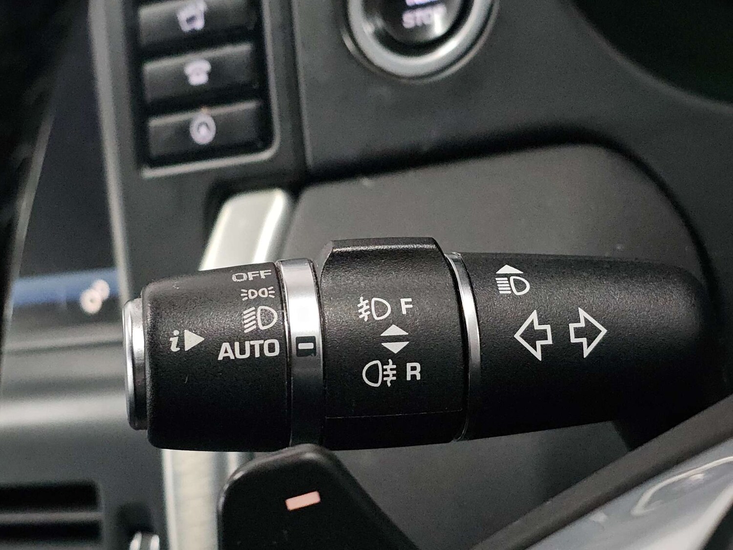 Used Land Rover Discovery Sport 2016 for sale - 77905834: Photo 25