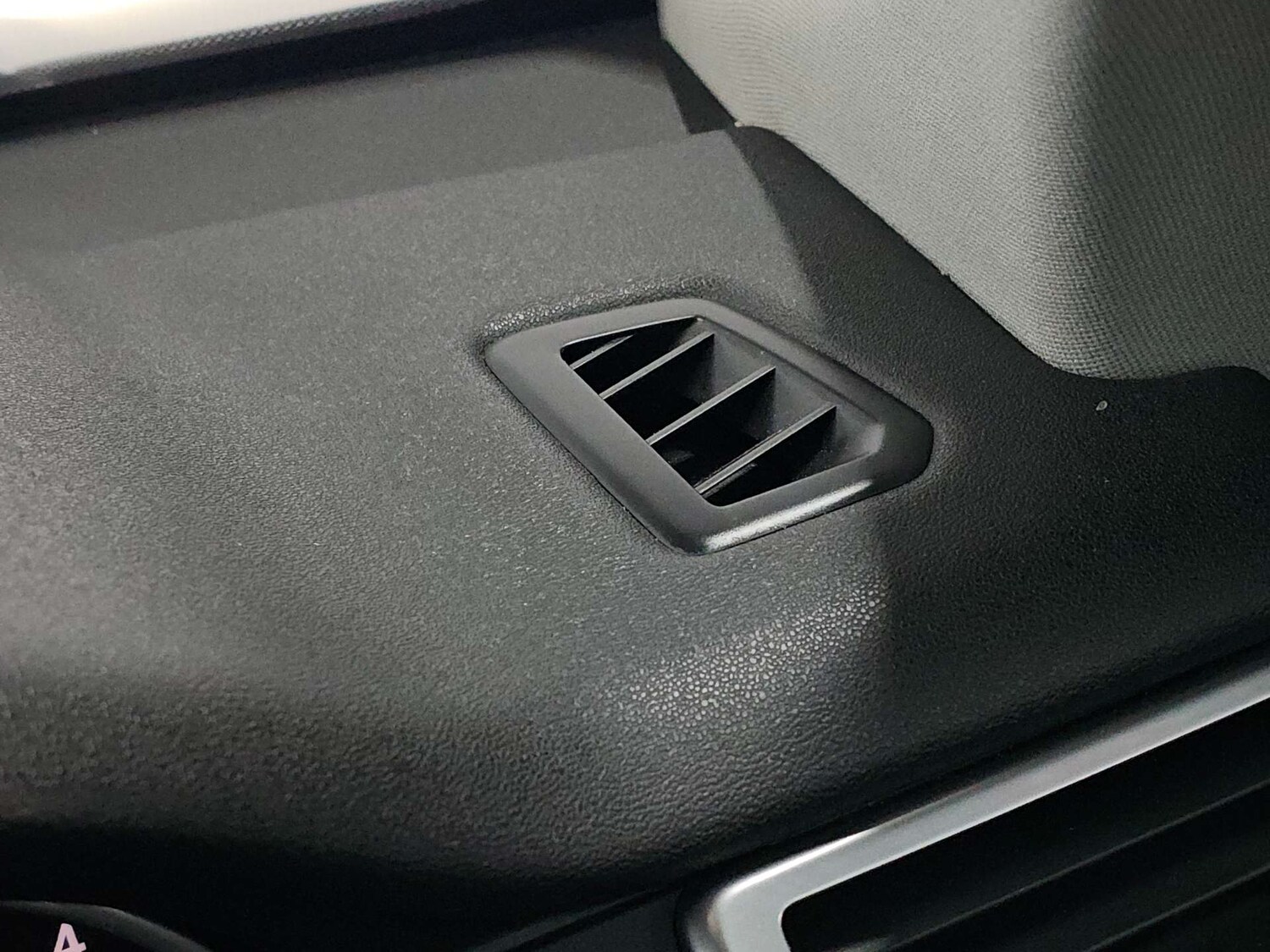 Used Land Rover Discovery Sport 2016 for sale - 77905834: Photo 27