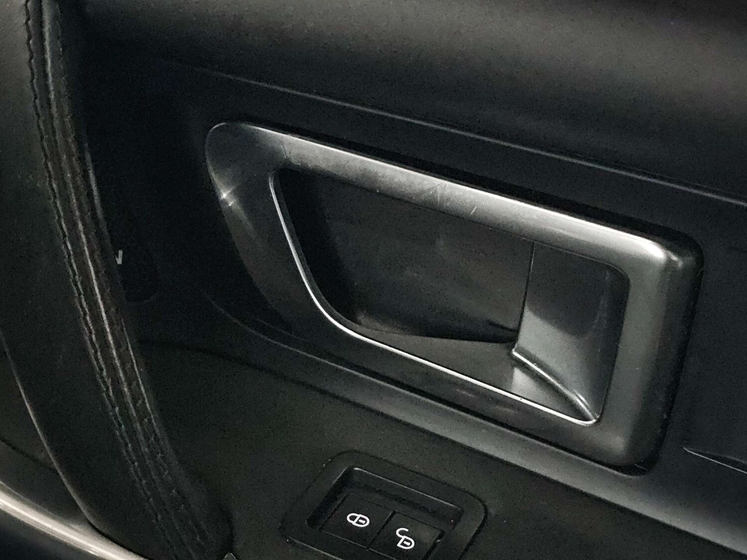 Used Land Rover Discovery Sport 2016 for sale - 77905834: Photo 31