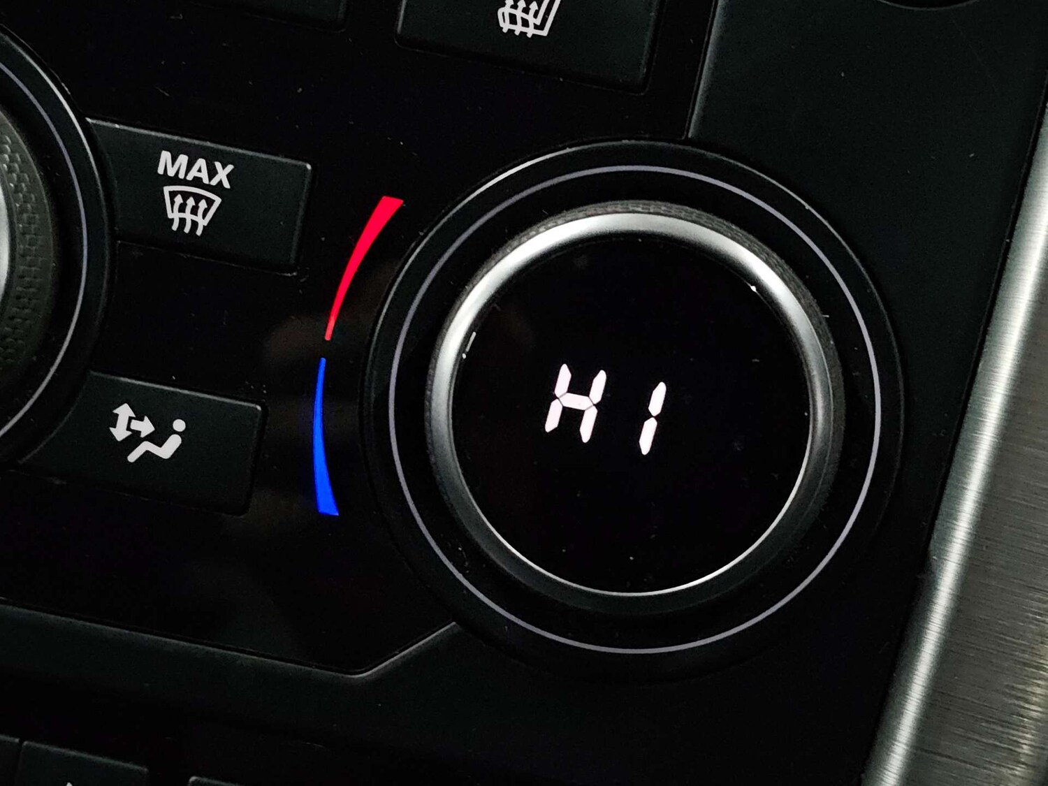 Used Land Rover Discovery Sport 2016 for sale - 77905834: Photo 47