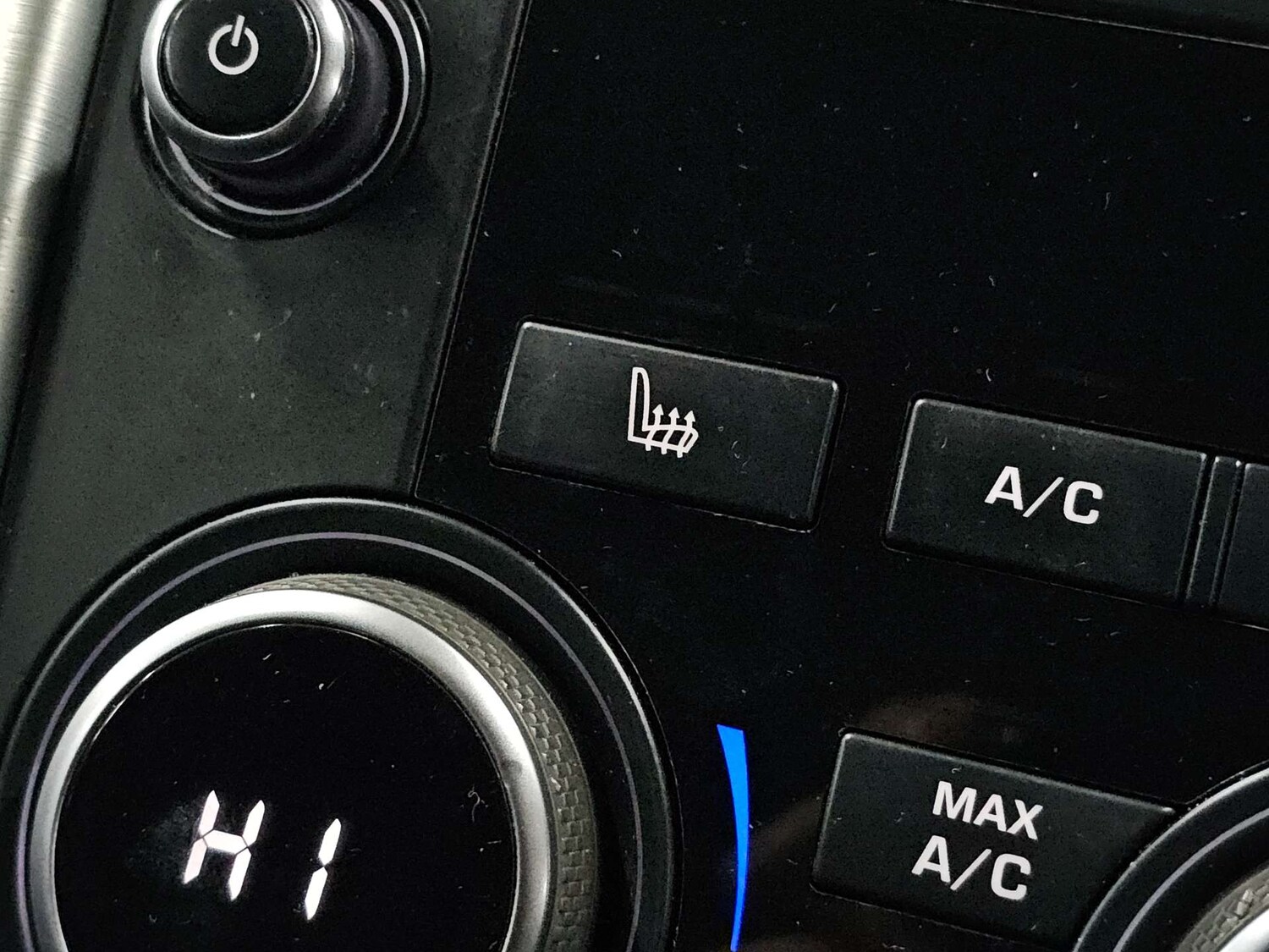 Used Land Rover Discovery Sport 2016 for sale - 77905834: Photo 51